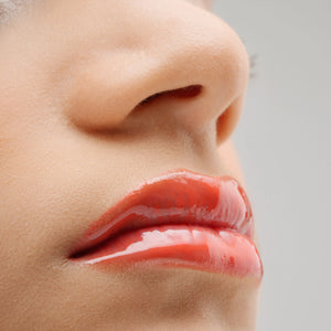 Kiss Miss Tease Me Trio Lip Gloss and Tint close up Lips