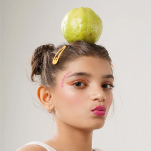 Model wearing Nakhrewali with makeup look